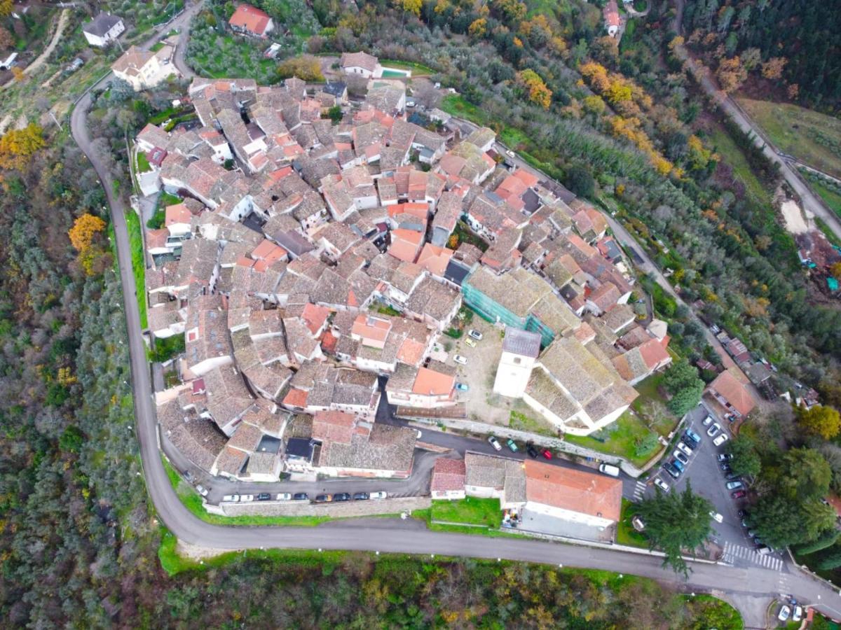 Borgo Nel Tempo Leilighet Collestatte Eksteriør bilde