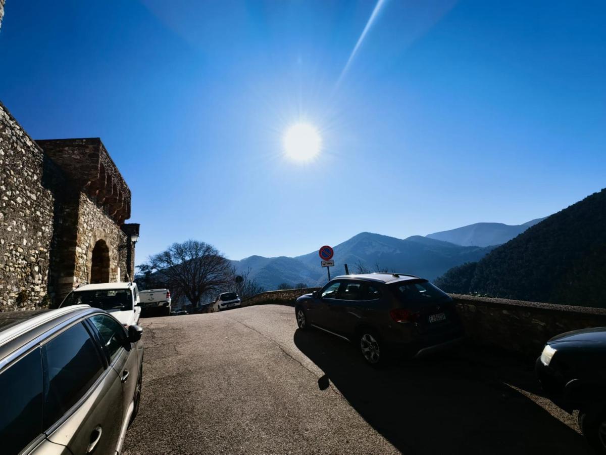 Borgo Nel Tempo Leilighet Collestatte Eksteriør bilde