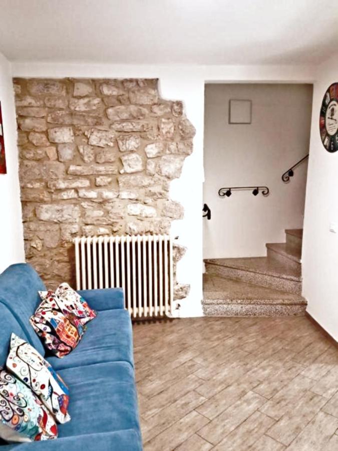 Borgo Nel Tempo Leilighet Collestatte Eksteriør bilde